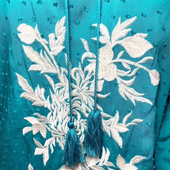 NWT SOLITAIRE Teal boho embroidered top - Picture 5 of 6
